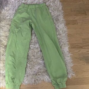 BRANDY MELVILE SWEATPANTS (ON HOLD)